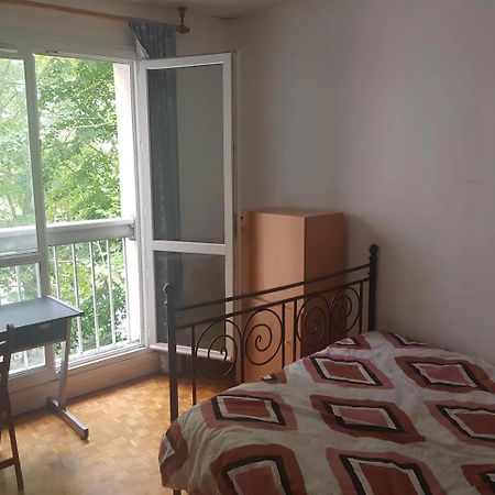 une chambre privee entre paris et disneyland Noisy-le-Grand Extérieur photo