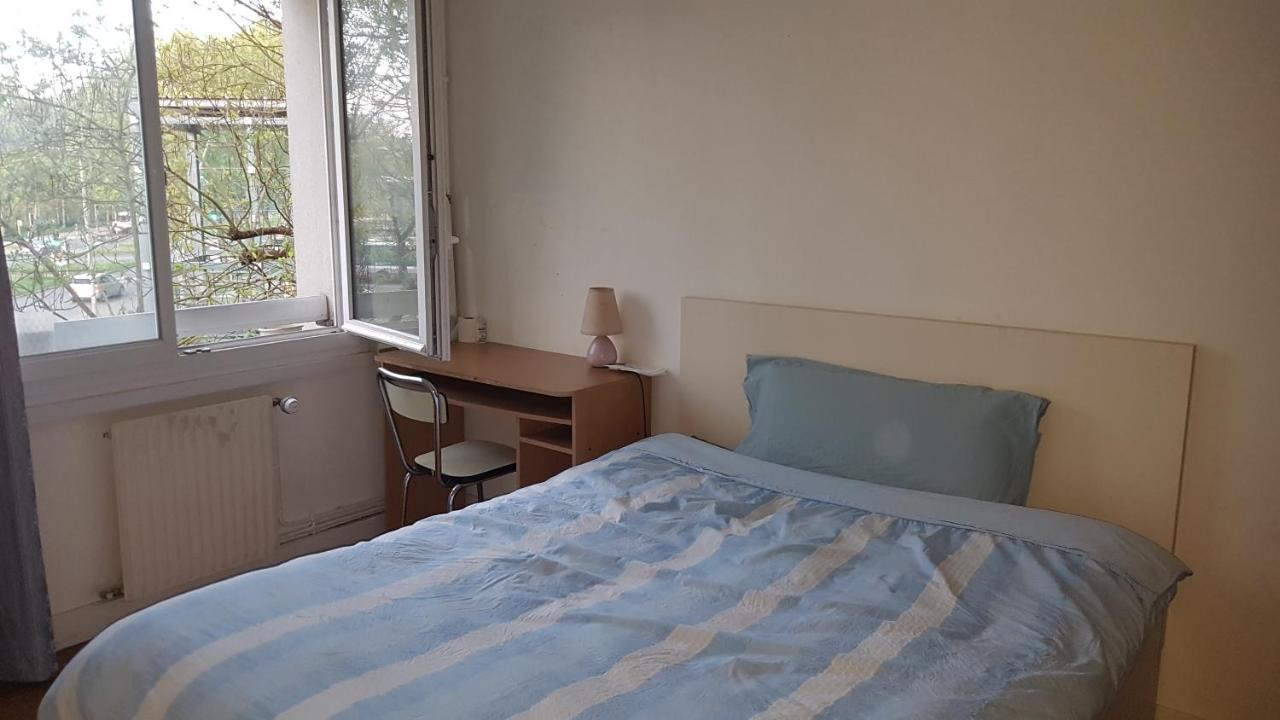 une chambre privee entre paris et disneyland Noisy-le-Grand Extérieur photo
